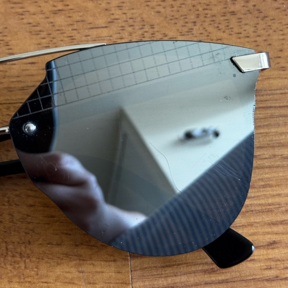 Christian Dior "Reflected P" sunglasses - Picture 6 of 13